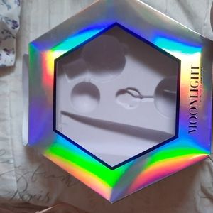 Ariana grande moonlight box empty